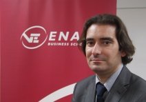 La diferencia de  uniones monetarias entre la UE y EEUU: origen de los problemas y soluciones para el euro